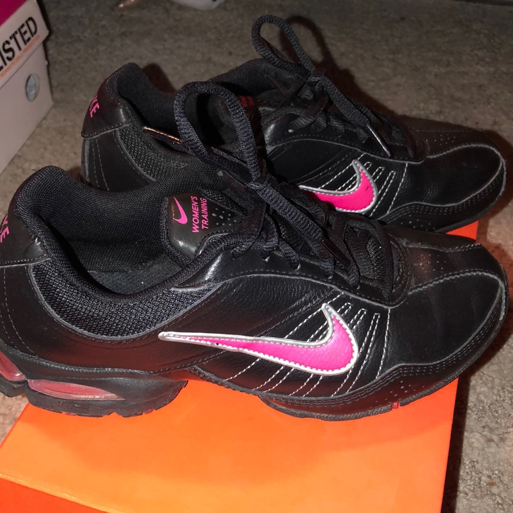 Women’s Nike Air Exceed Leather